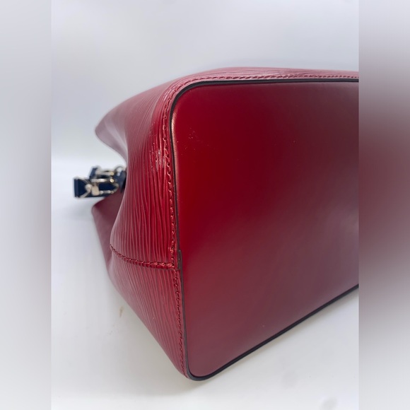 LV NÈONOÈ Epi Bag - Picture 8 of 14